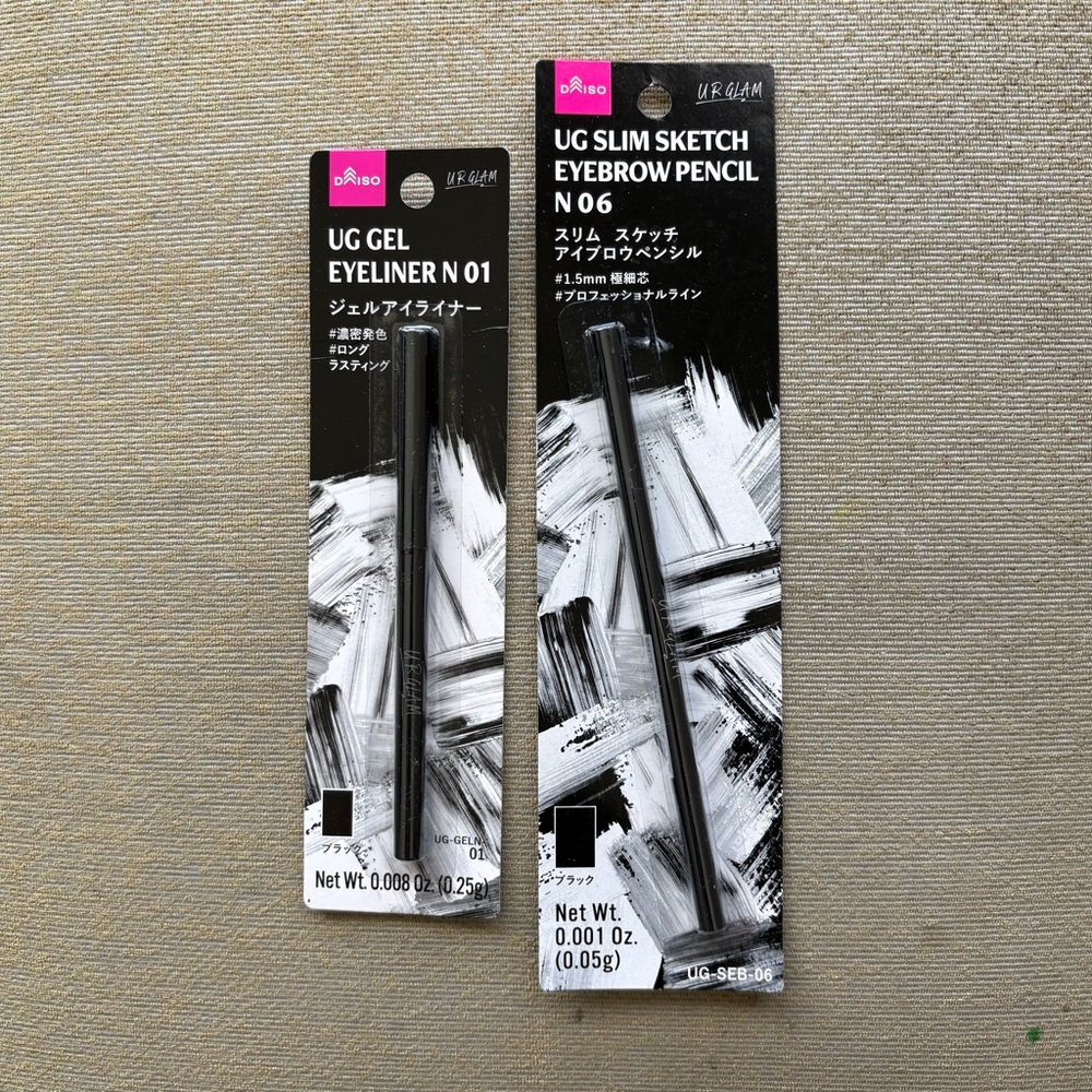 Daiso UG Gel Eyeliner N01 & UG Slim Sketch Eyebrow Pencil N06 - Black